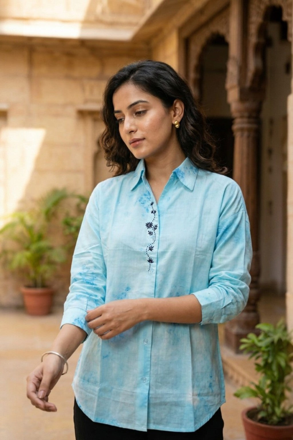 MANSAGAR EMBROIDERED SHIRT