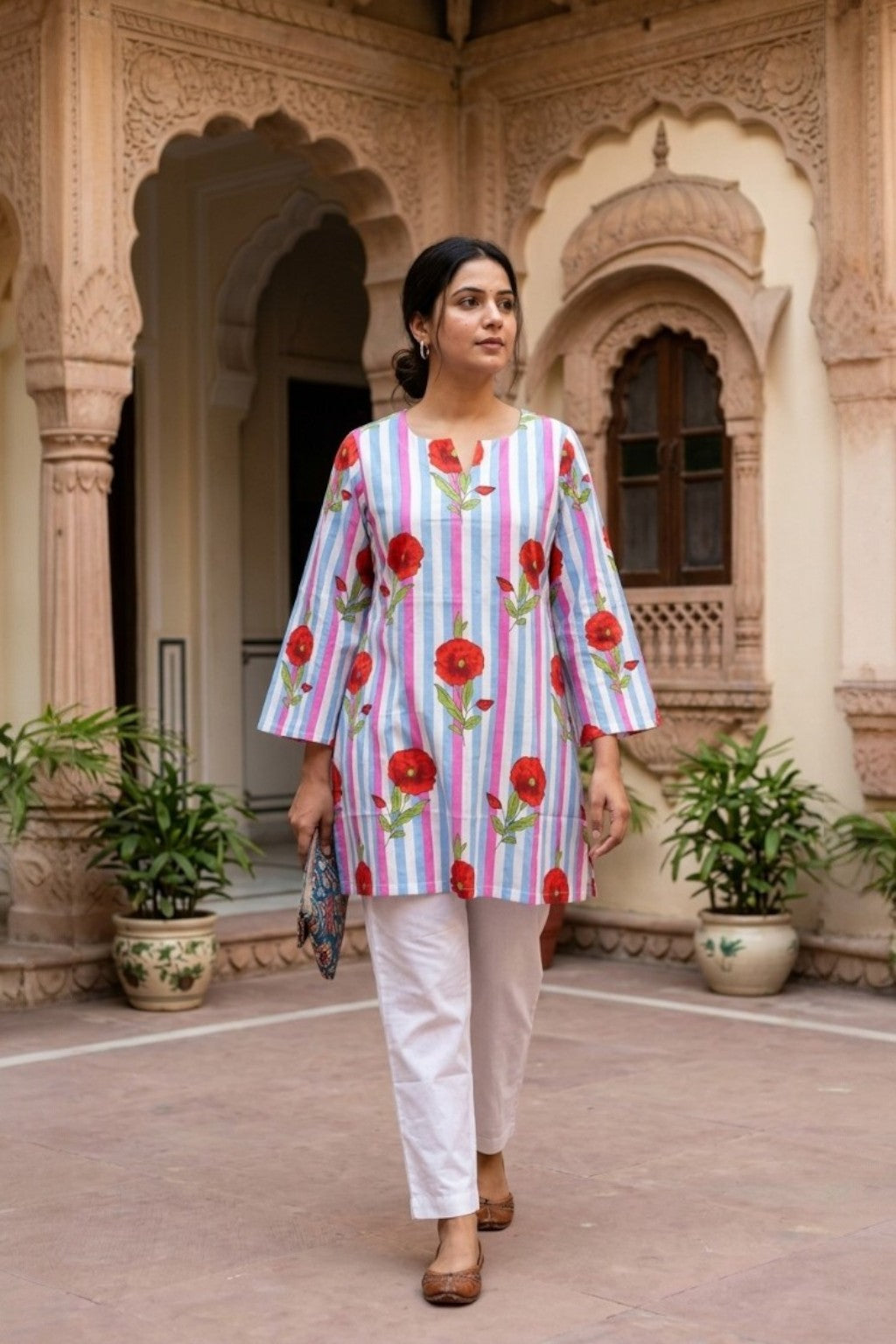 SAWAI RED BLOOM HANDBLOCK KURTI