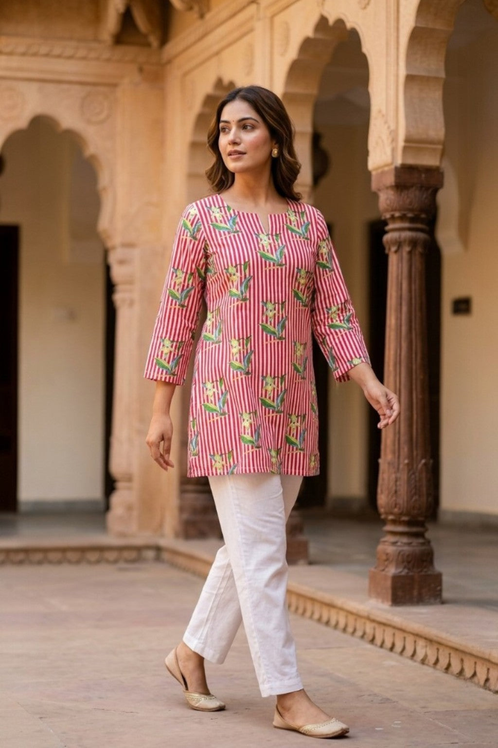 SURKH TARANG HANDBLOCK KURTI